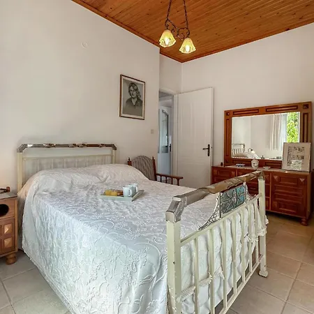 Stunning In Mantineia Messinia Дом отдыха