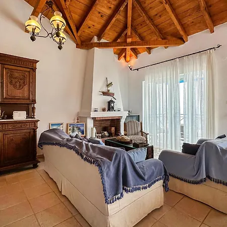 Vakantiehuis In Mantineia Messinia With Wifi