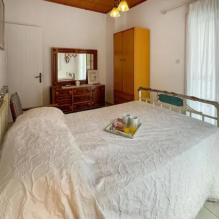 Stunning In Mantineia Messinia * Kitriai