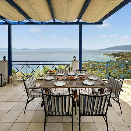 Stunning In Mantineia Messinia Holiday home Kitriai