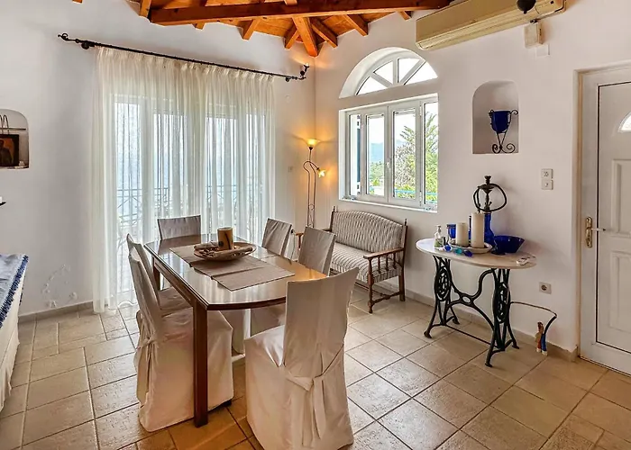 Casa de Férias Stunning In Mantineia Messinia Kitriaí