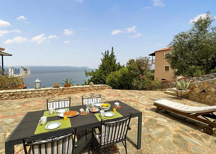 Stunning In Mantineia Messinia Kitriaí